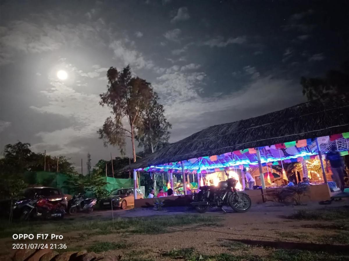 Island Vibes Hampi Guesthouse المظهر الخارجي الصورة